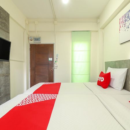 7 Days Hotel Чіангмай Екстер'єр фото