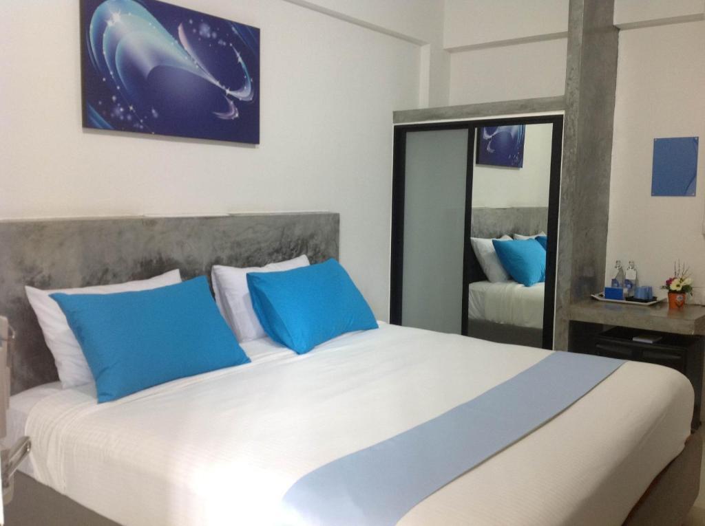 7 Days Hotel Чіангмай Номер фото